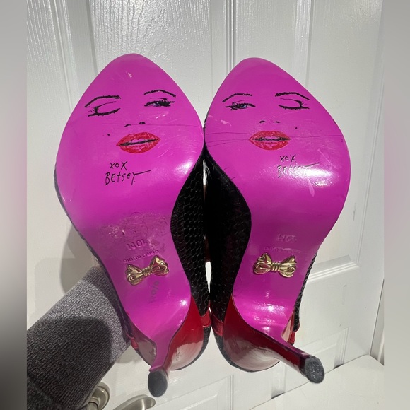Betsey Johnson high heeled shoes - Picture 7 of 12